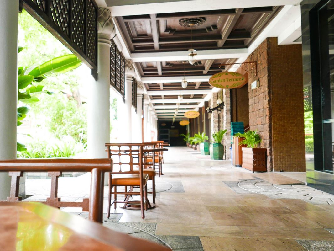 Indra Regent Hotel фото 12