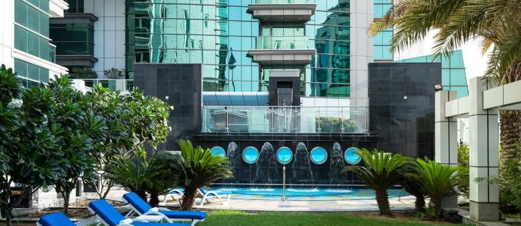 Фото отеля Four Points by Sheraton Sharjah