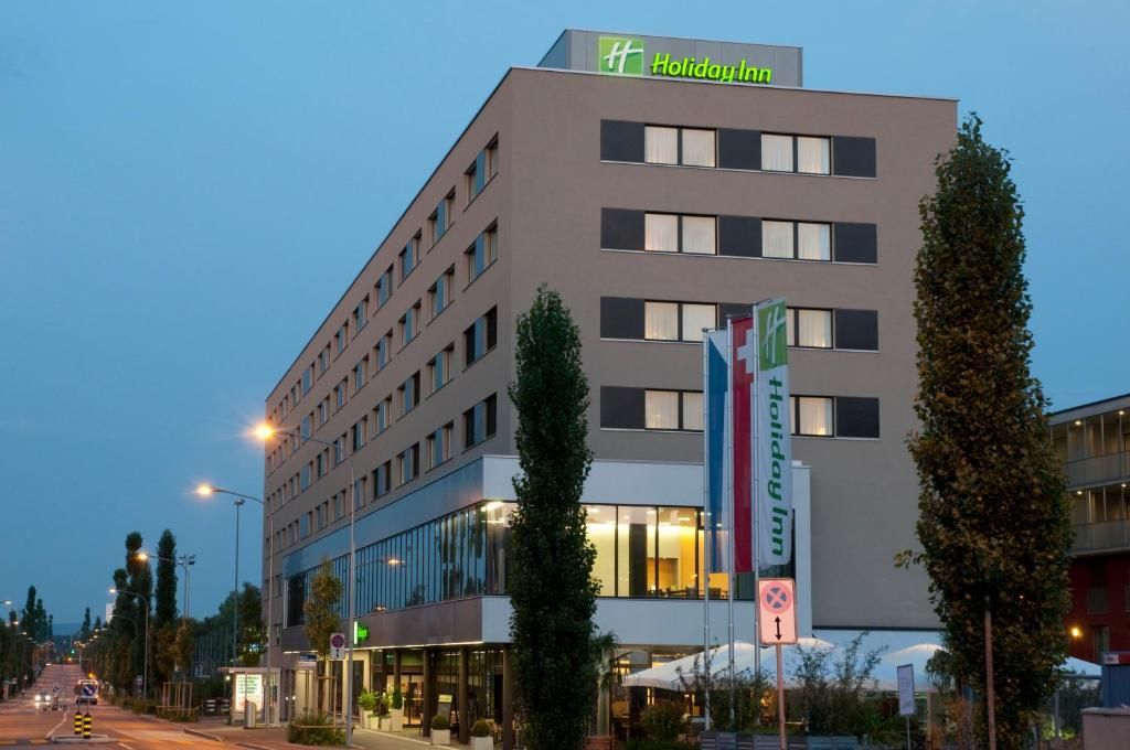 Holiday Inn Zurich Messe фото 11
