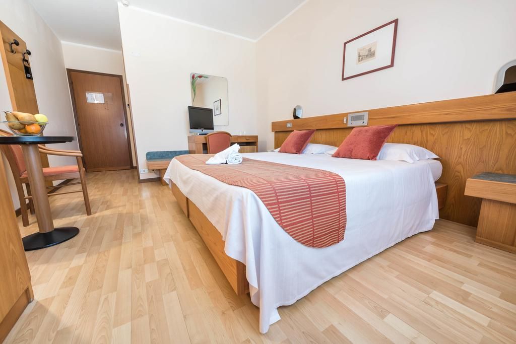Hotel Cristallo фото 3