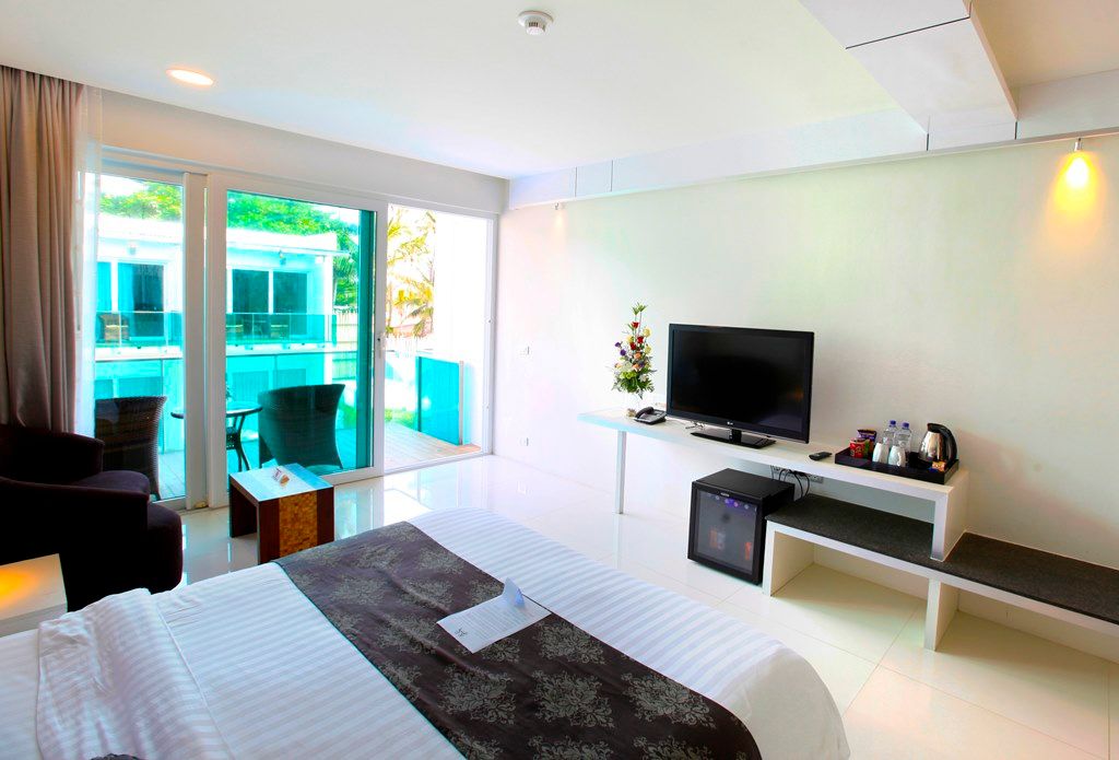 KC Beach Club & Pool Villas фото 66