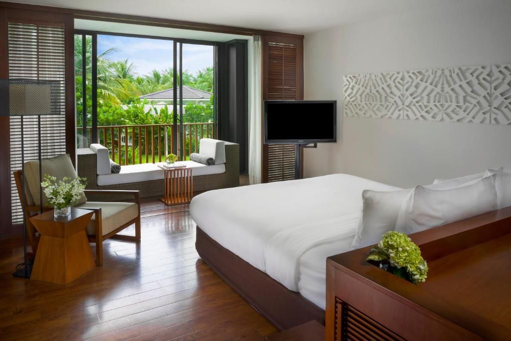 Sunrise Premium Resort Hoi An фото 62
