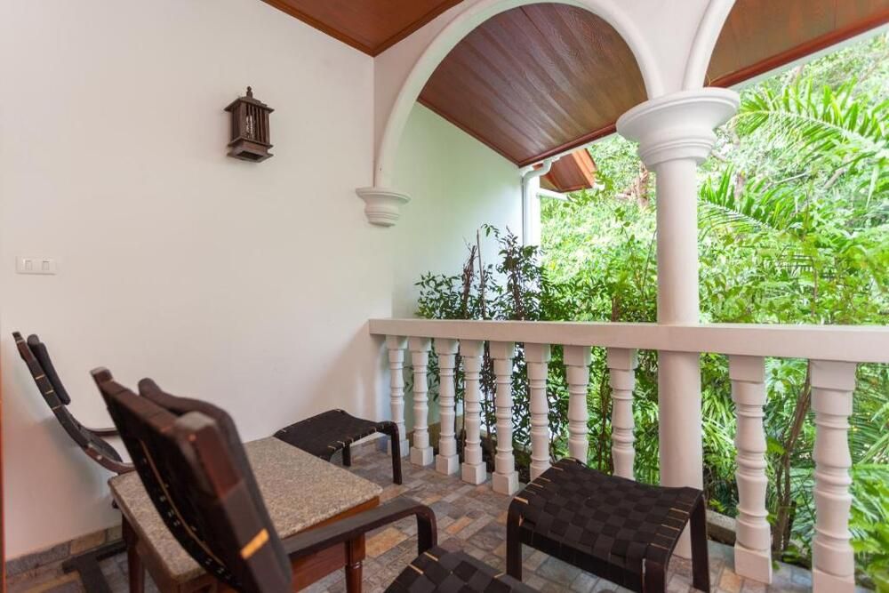 Tropica Bungalow Beach Hotel фото 48