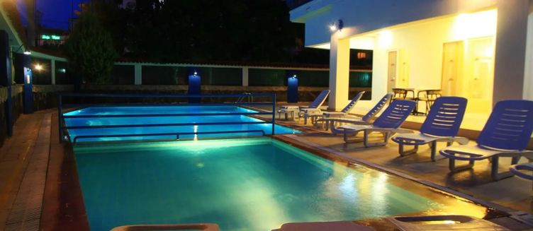 Фото отеля Koz Marigold Apart Hotel