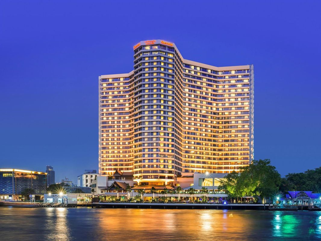 Royal Orchid Sheraton Hotel & Towers фото 42