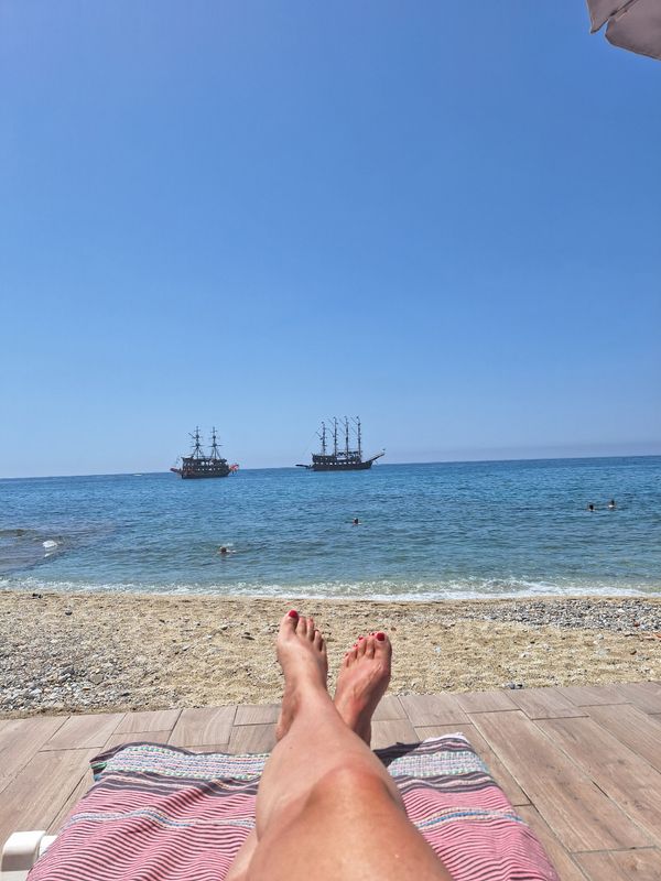 Floria Beach Hotel фото 19
