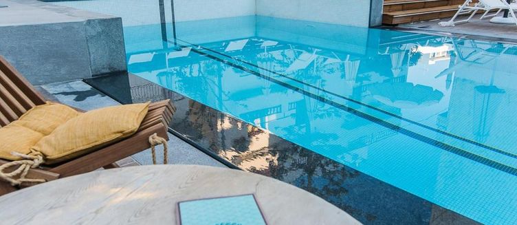 Фото отеля Kahlua Hotel & Suites