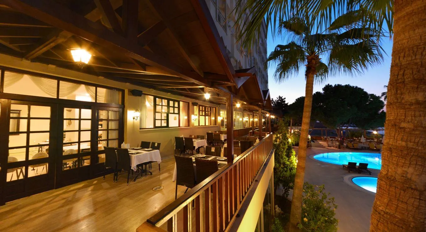 Anitas Beach Hotel фото 12