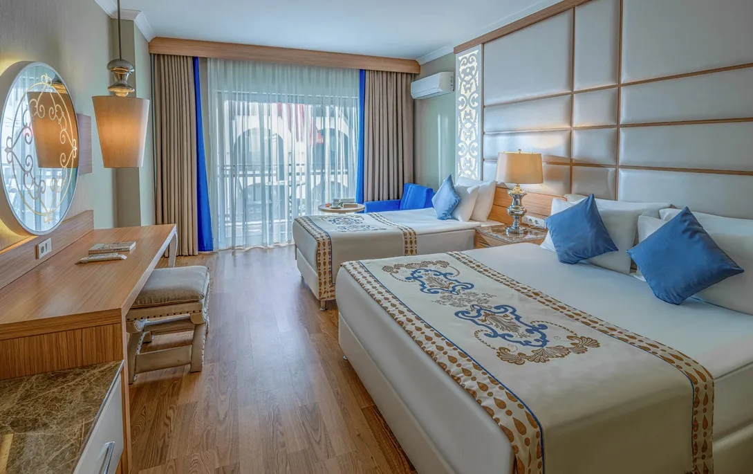 Quattro Beach Spa & Resort фото 3
