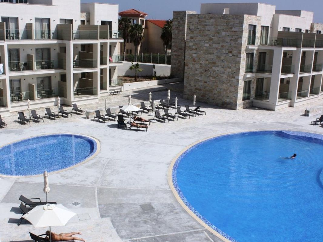Amphora Hotel & Suites фото 2