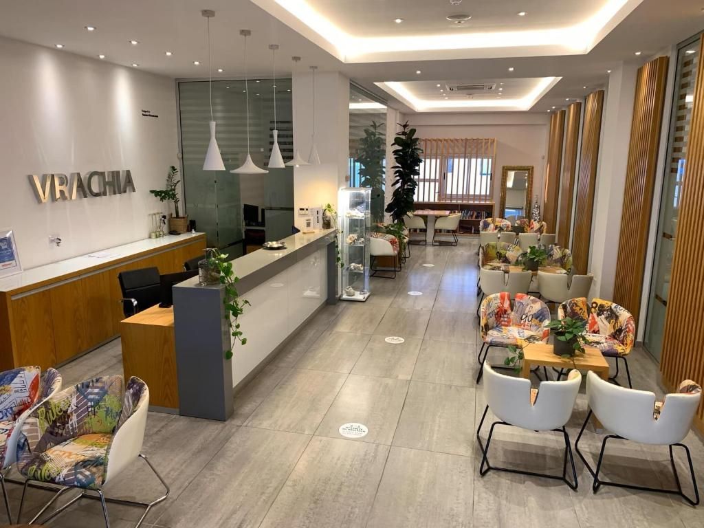 Vrachia Beach Hotel & Suites фото 17