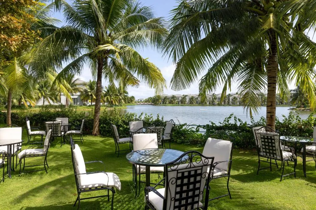Melia Vinpearl Cam Ranh Beach Resort фото 27