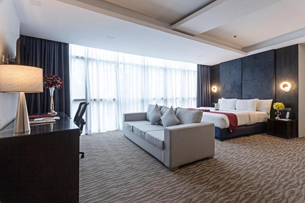 Sarrosa International Hotel and Residential Suites - Multiple Use Hotel фото 47