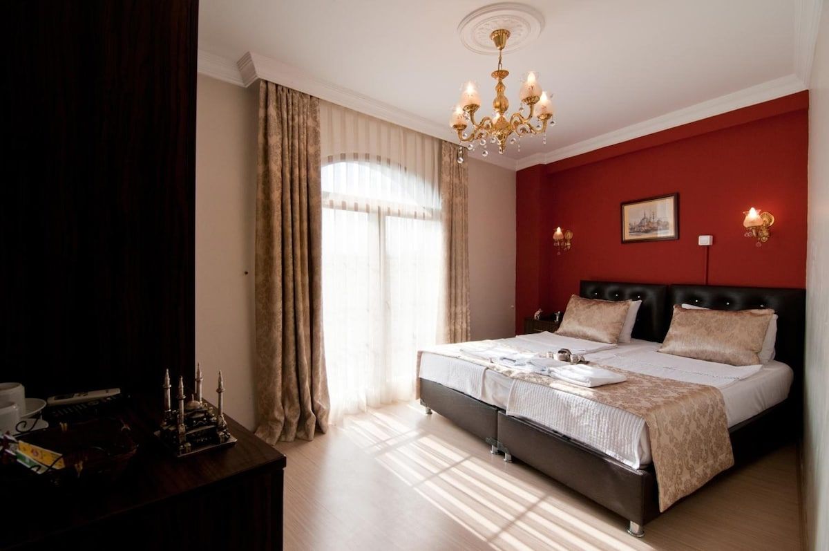 Magnificent Hotel фото 1