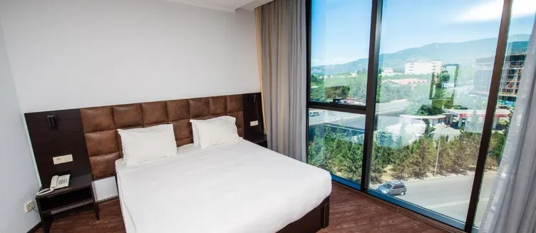 Фото отеля Shine Palace