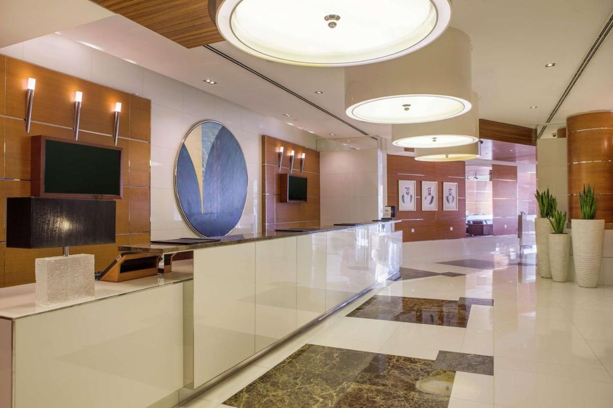 Hilton Dubai The Walk фото 19
