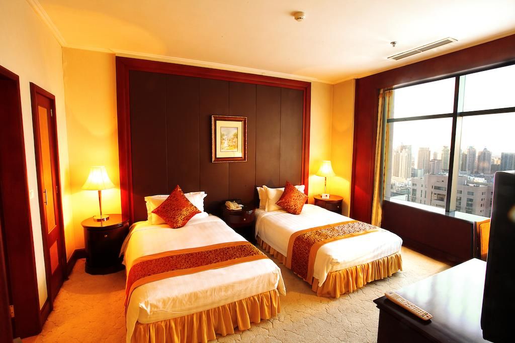 Central Plaza Hotel Dalian фото 19