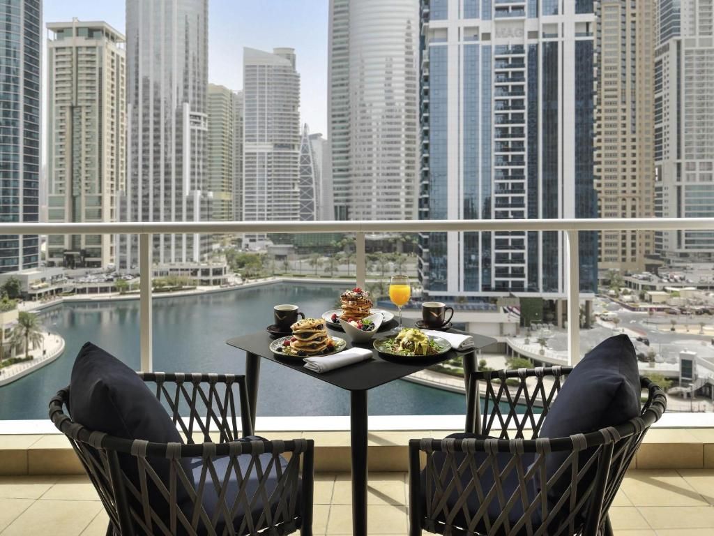 Movenpick Hotel Jumeirah Lakes Towers фото 42