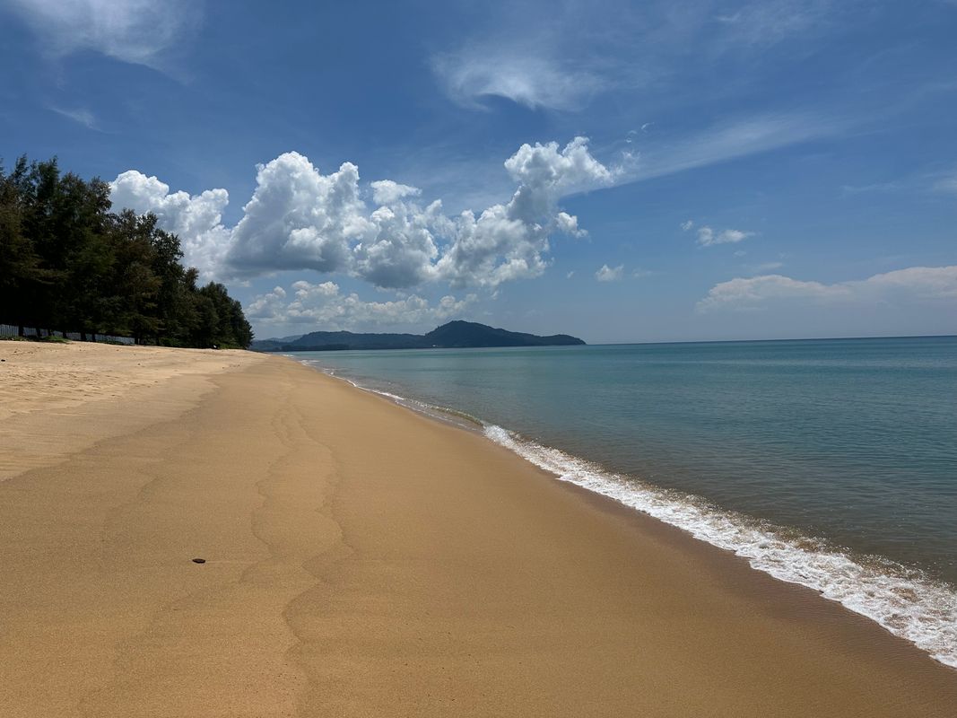 Le Meridien Phuket Mai Khao Beach Resort фото 63