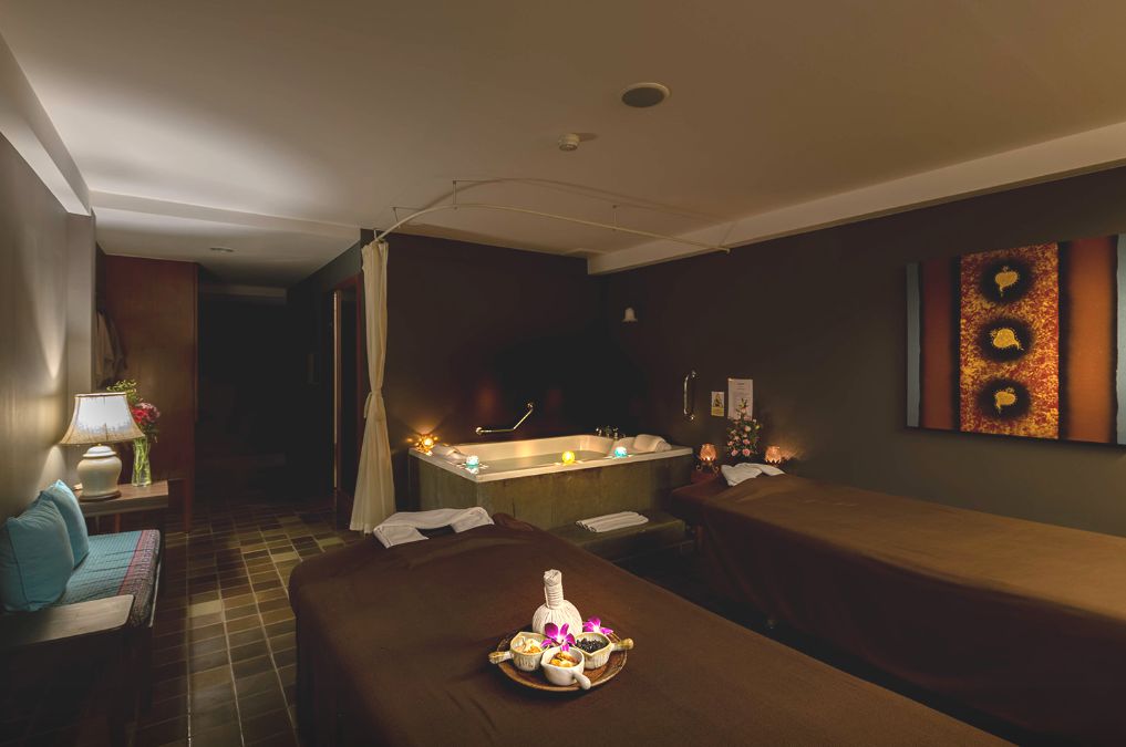 Sawaddi Patong Resort & Spa by Tolani фото 23