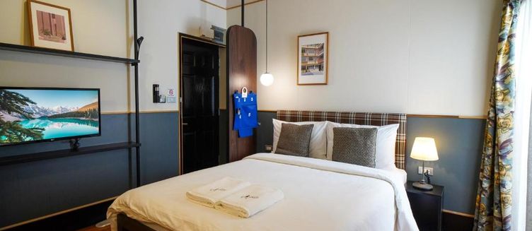 Фото отеля Josh Hotel