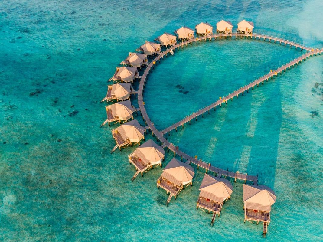 Komandoo Island Resort (Adults Only) фото 2