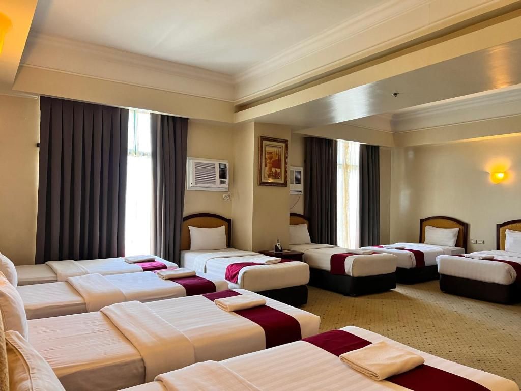 Sarrosa International Hotel and Residential Suites - Multiple Use Hotel фото 42