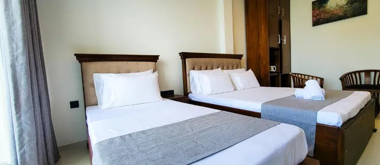 Фото отеля Lavinia Beach Hotel