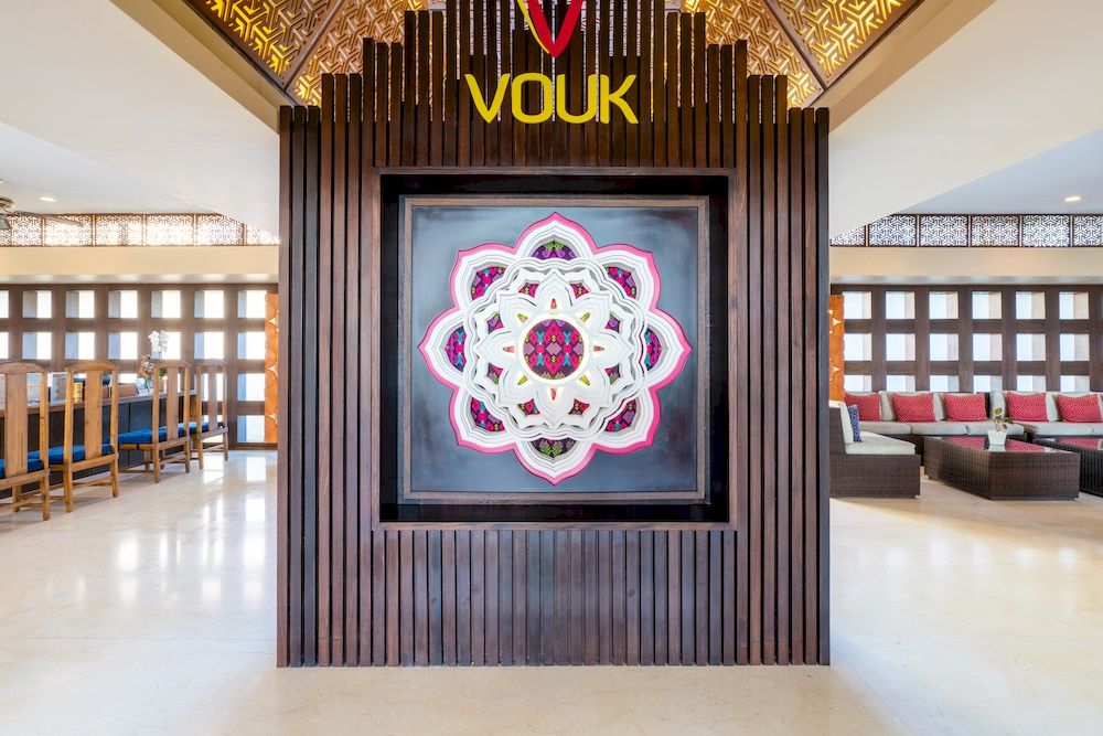 Vouk Hotel & Suites фото 42