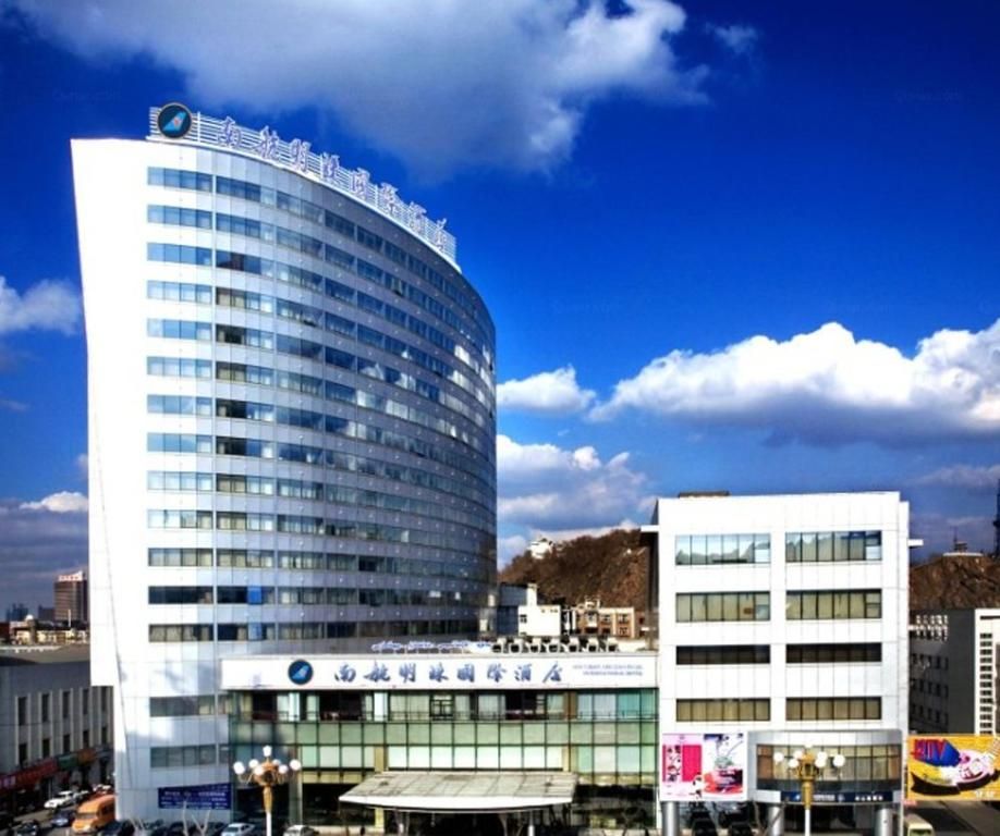 Southern Airlines Pearl International Hotel фото 1