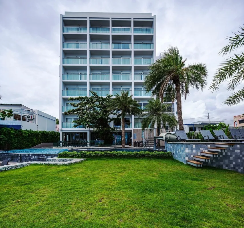 Worita Cove Hotel фото 1