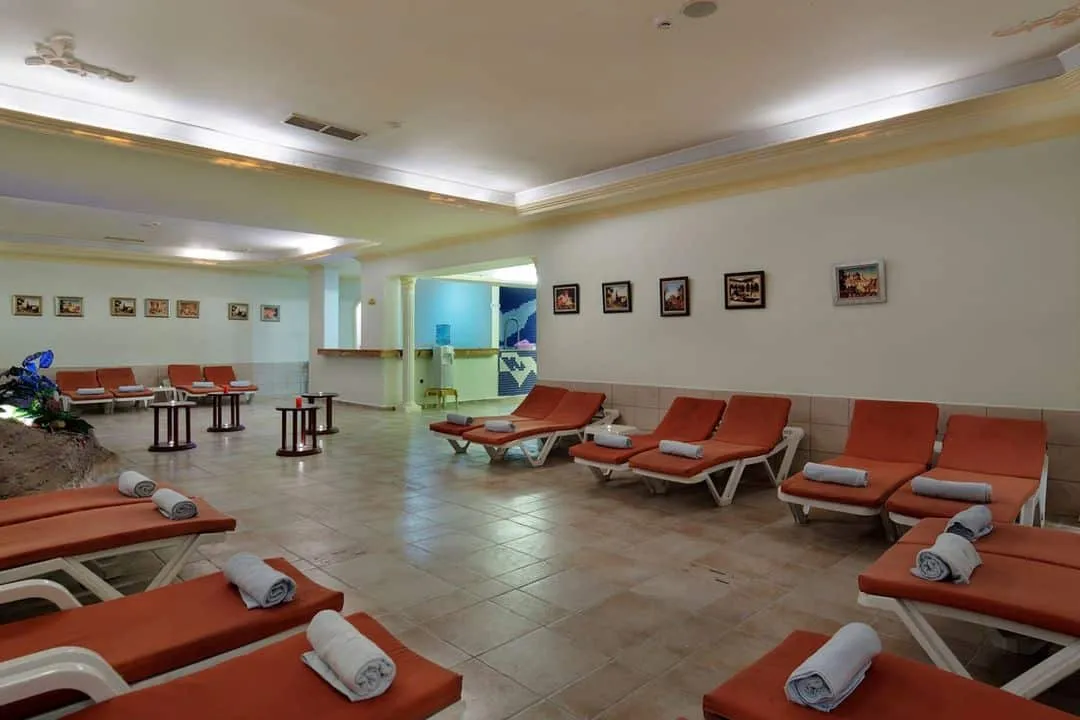 Larissa Sultan's Beach Hotel фото 16