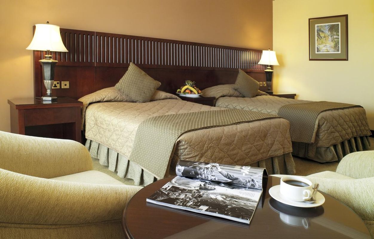 Golden Tulip Khatt Springs Resort & Spa фото 35