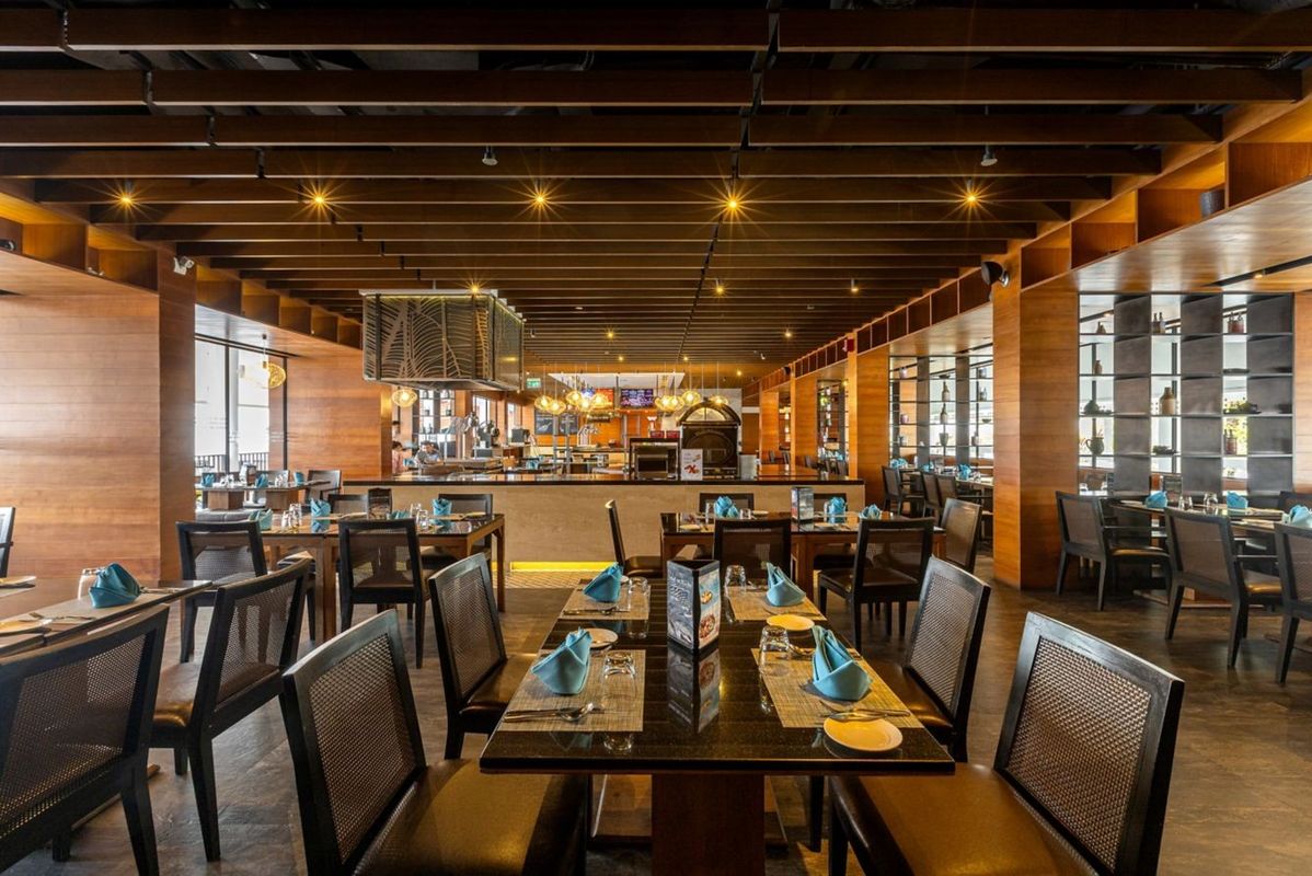 Le Meridien Phuket Beach Resort фото 15