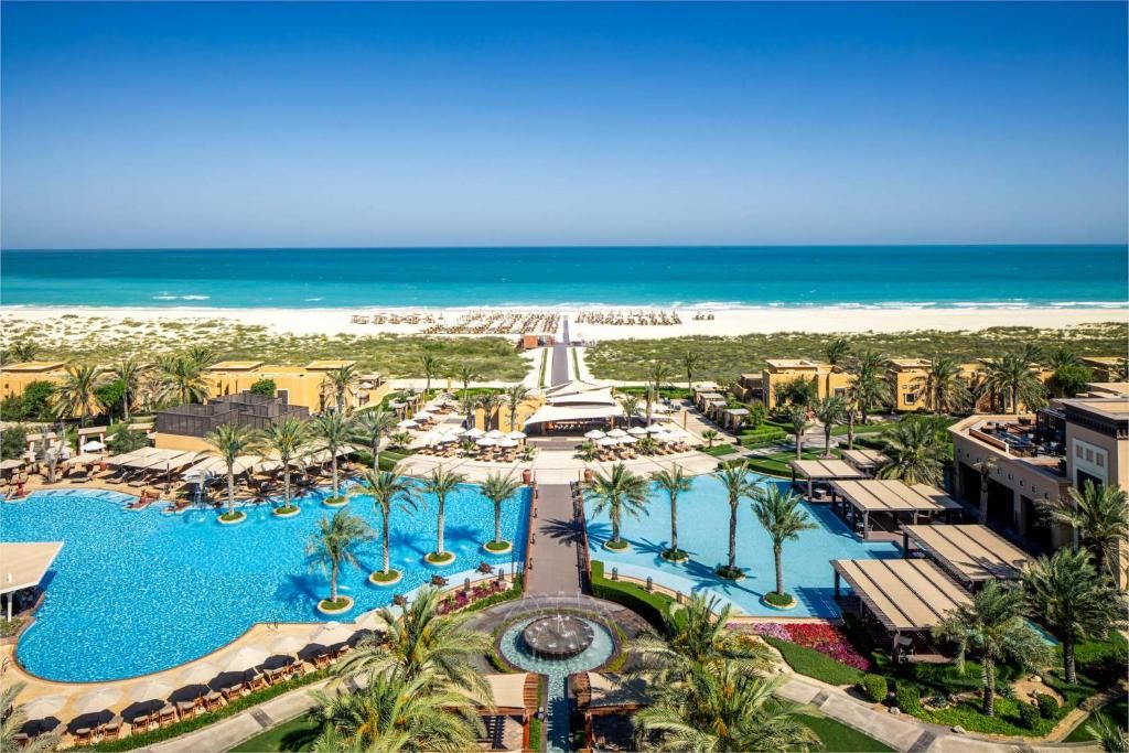 Saadiyat Rotana Resort and Villas фото 111