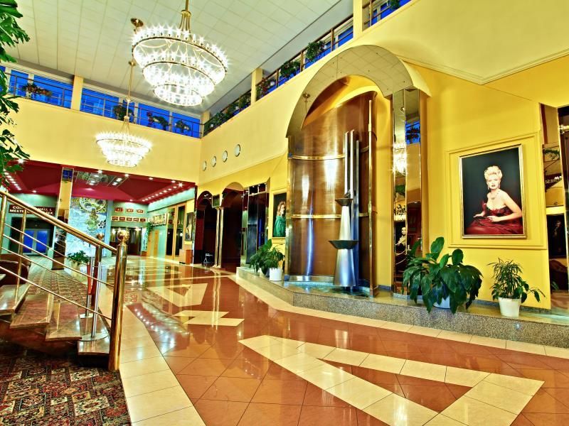 Top Hotel Praha & Congress Centre фото 5