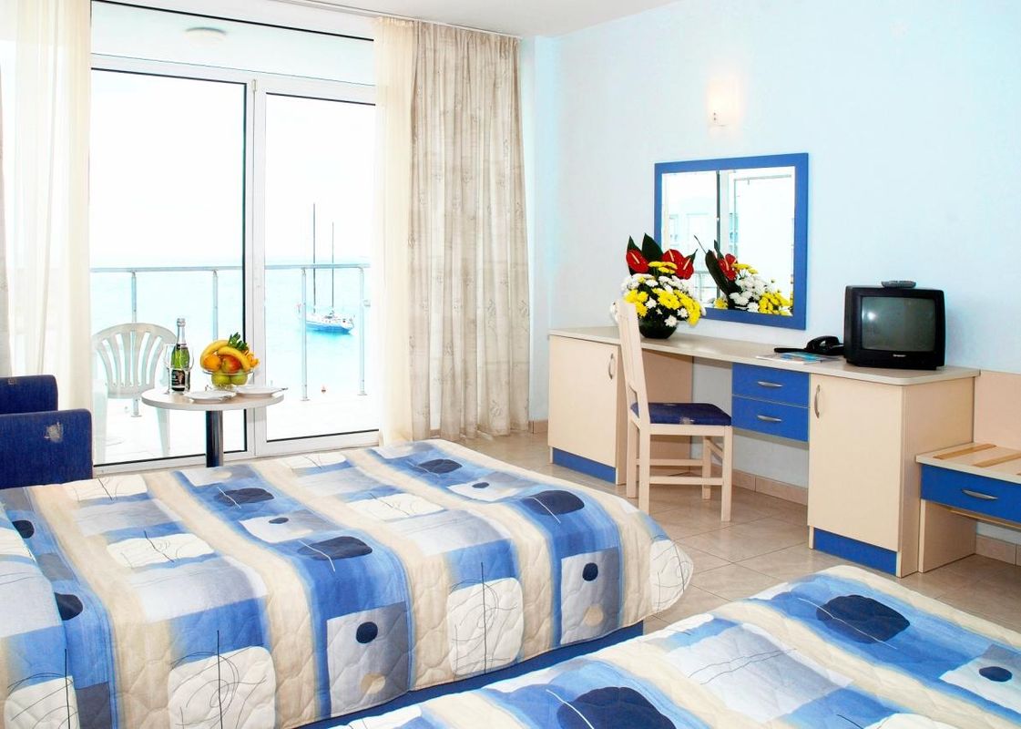Dolphin Hotel All Inclusive фото 31