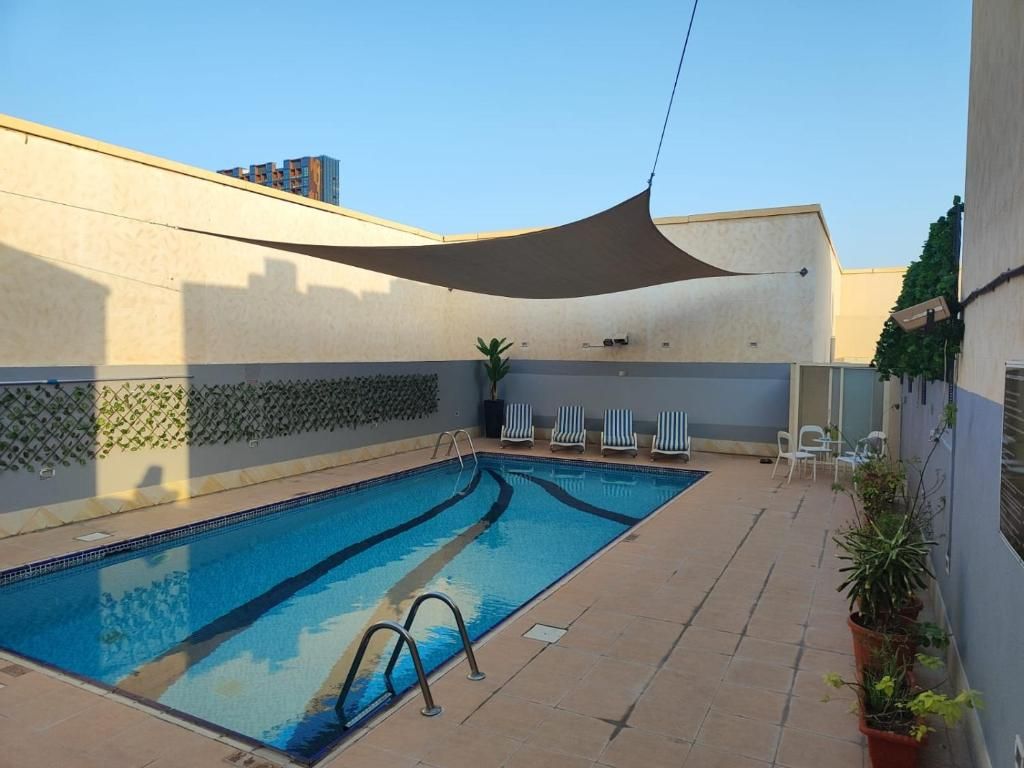 Al Raya Hotel Apartments фото 28