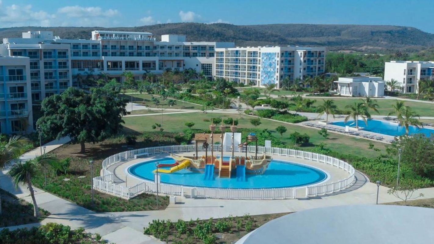 Gran Muthu Almirante Beach фото 1