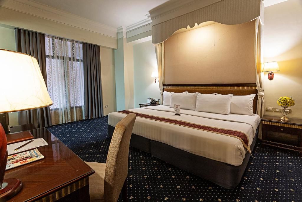 Sarrosa International Hotel and Residential Suites - Multiple Use Hotel фото 33