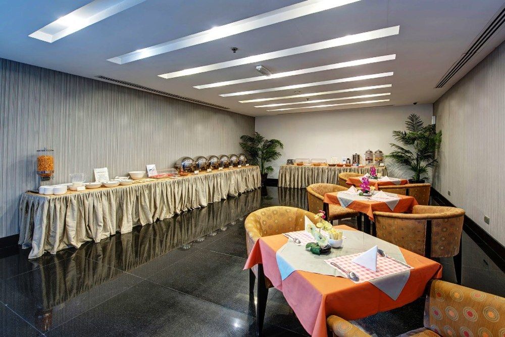 Beach Hotel Apartment фото 31