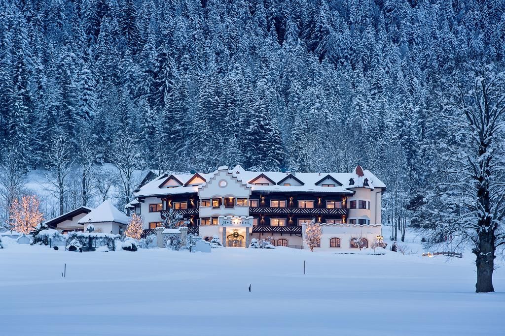 Hotel AlpenSchlössl фото 0