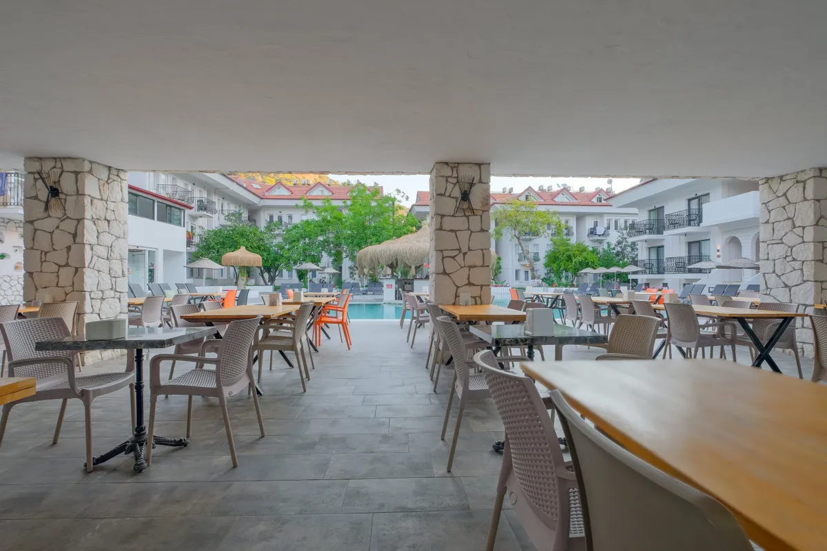 Akdeniz Beach Hotel фото 7