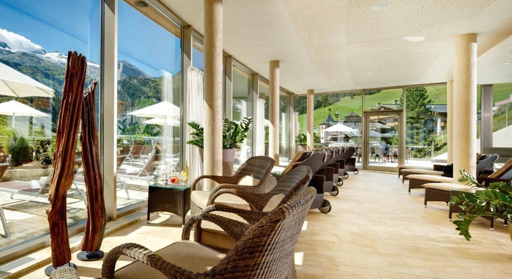 Hotel Berghof Crystal Spa & Sports фото 30