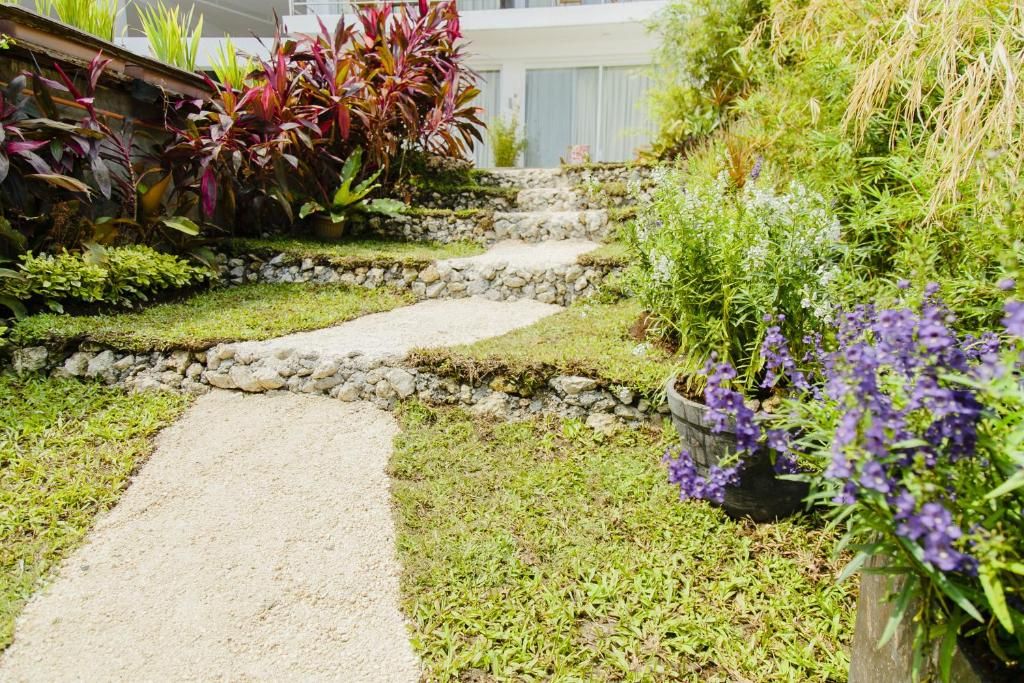 Ocean Suites Bohol Boutique Hotel фото 42