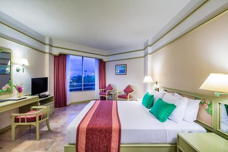 Cholchan Pattaya Beach Resort фото 68