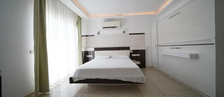 Фото отеля Maki Hotel
