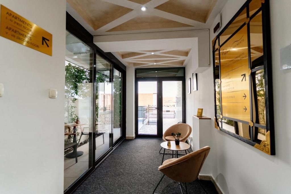 Accommodation Tianis Deluxe Rooms фото 17