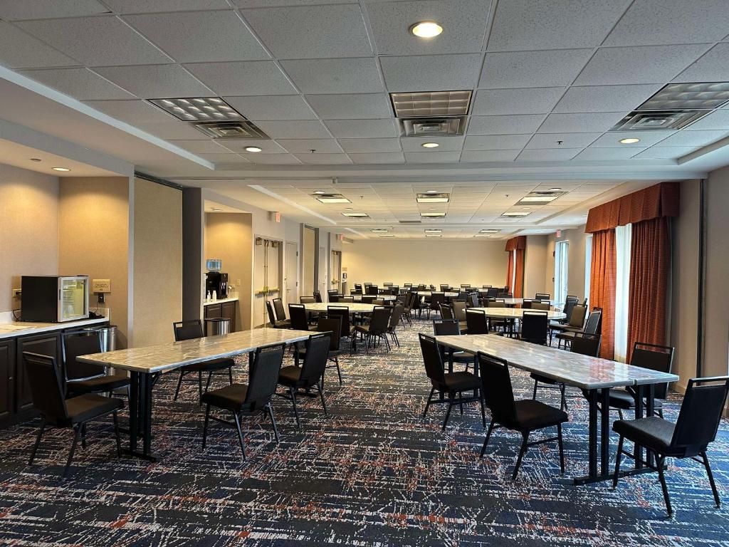 Hilton Garden Inn Chicago/Oakbrook Terrace фото 13