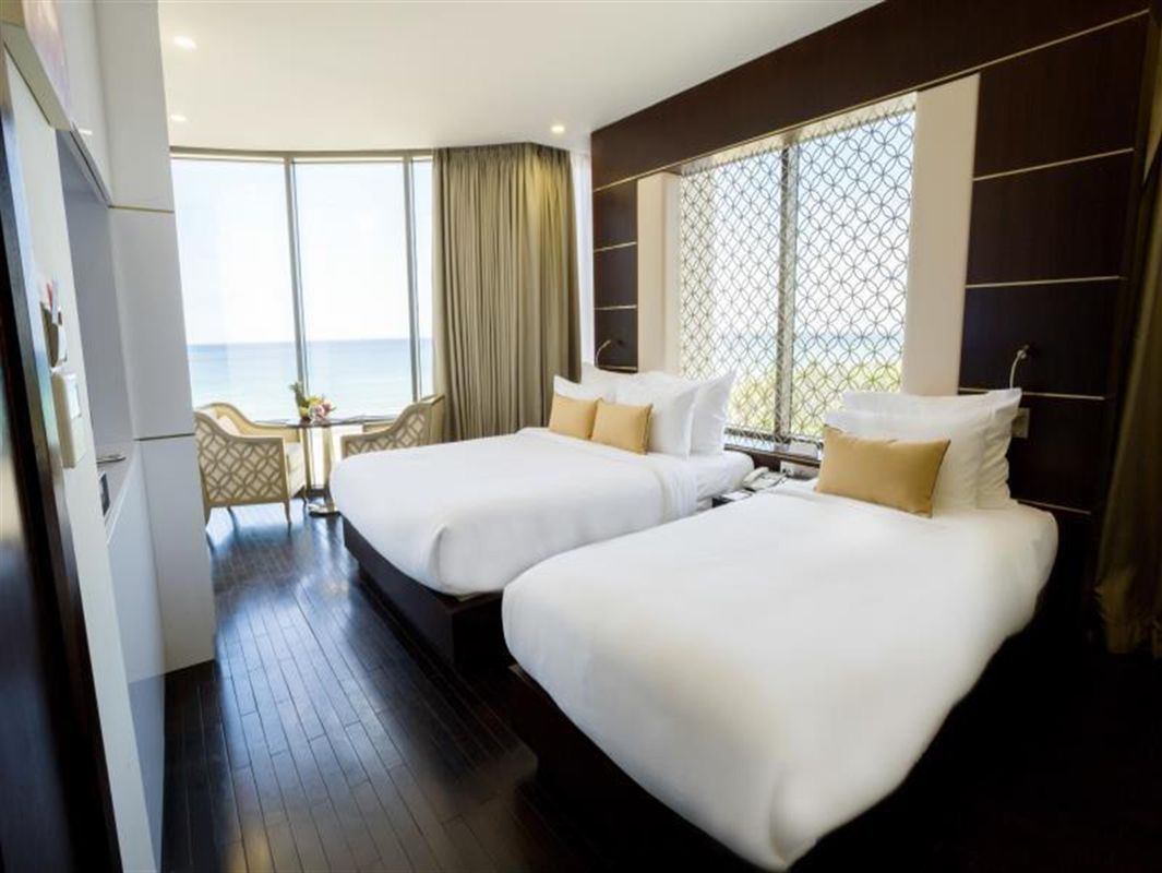 Holiday Beach Danang Hotel & Spa фото 31